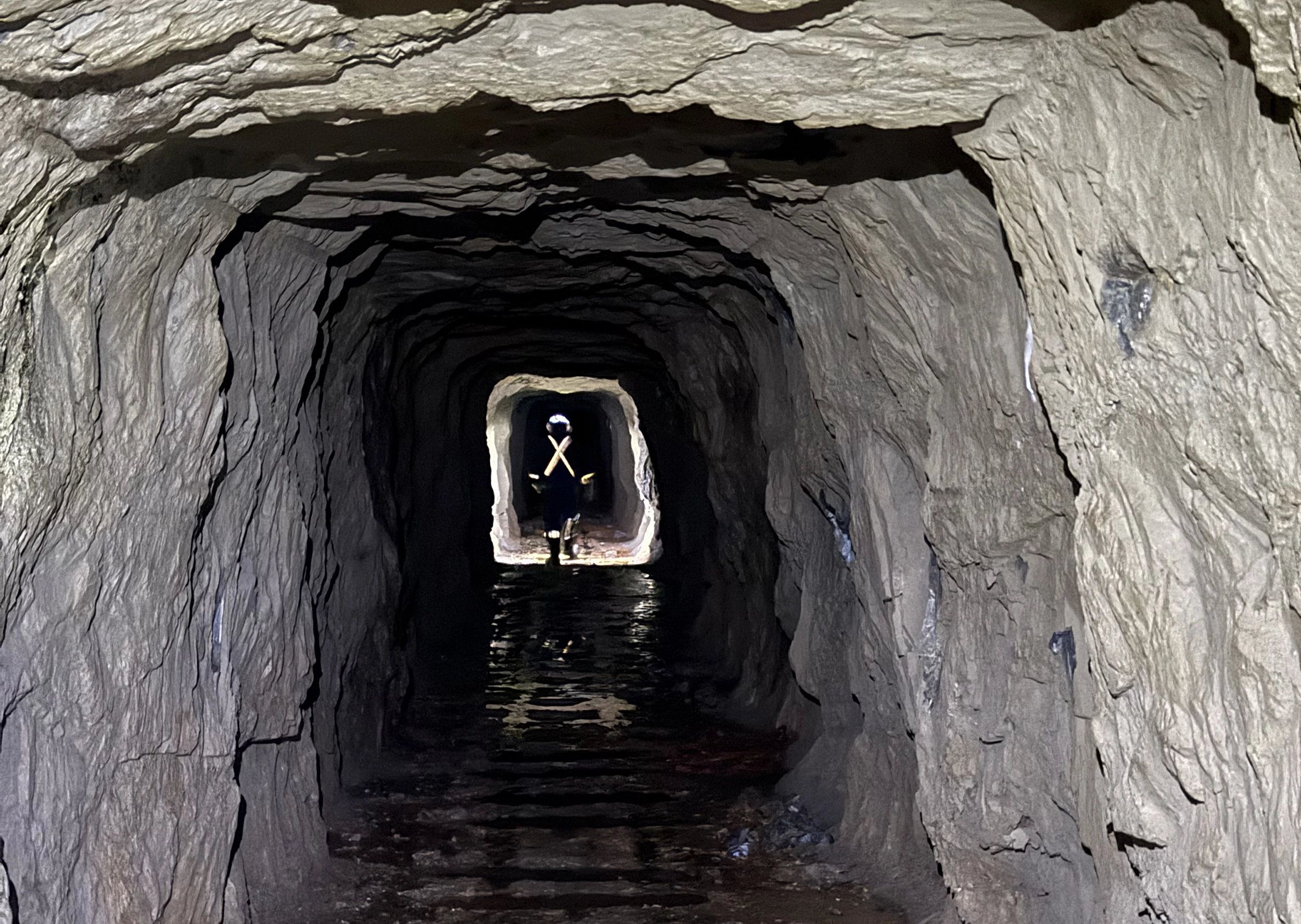 Hancon Mining Division Inc